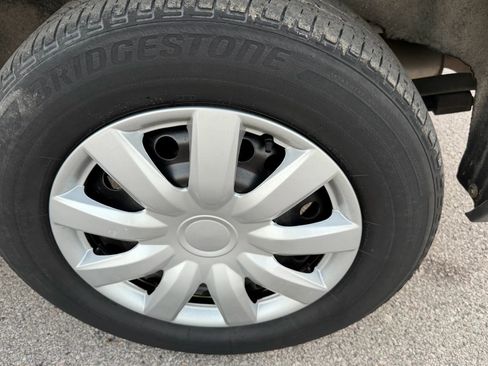 Used 2013 Ford Transit Connect XLT image 20