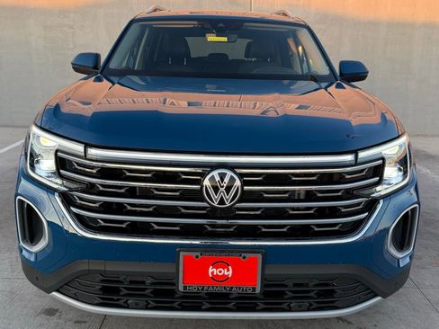 Certified 2025 Volkswagen Atlas SEL image 2