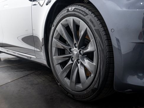 Used 2020 Tesla Model S Long Range Plus AWD/4WD image 23