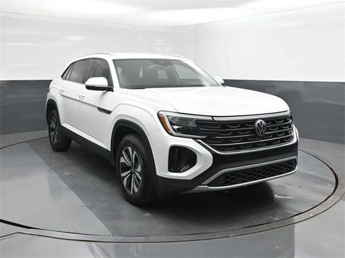 New 2026 Volkswagen Atlas Cross Sport SE image 22