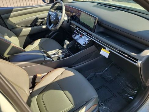 New 2025 Hyundai Santa Cruz Limited image 17