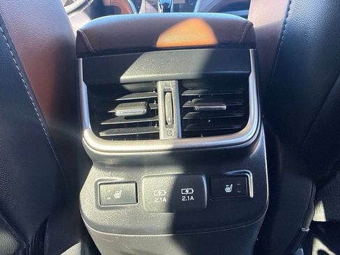 Used 2020 Subaru Outback Touring XT AWD/4WD image 23