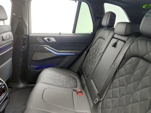 Used 2026 BMW X5 M60i AWD/4WD image 43