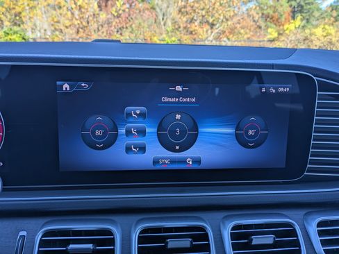 Used 2024 Mercedes-Benz GLE 350 4MATIC image 13