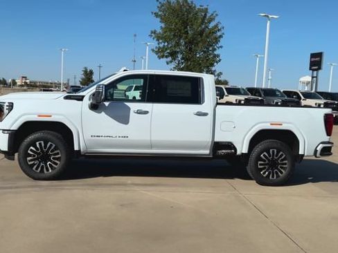 New 2026 GMC Sierra 2500 Denali Ultimate AWD/4WD image 5