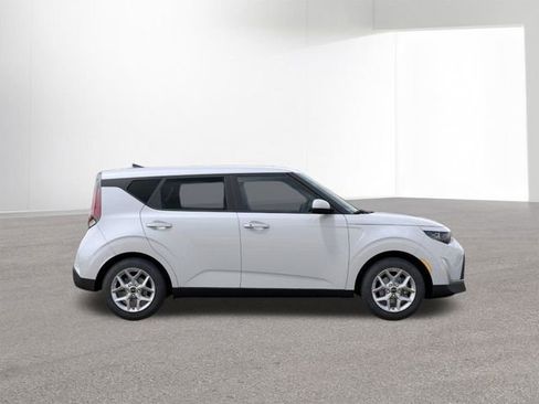 New 2025 Kia Soul S image 7