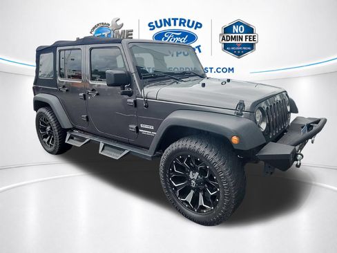 Used 2017 Jeep Wrangler Unlimited Sport w/ Quick Order Package 24S AWD/4WD image 2