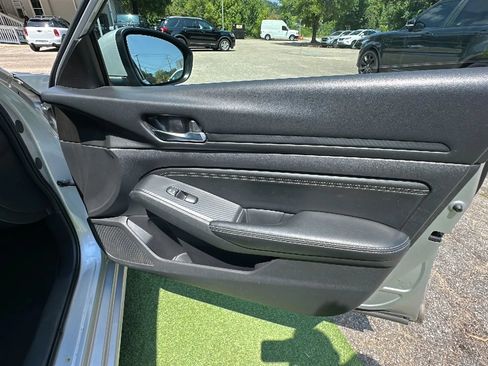Used 2020 Nissan Altima 2.5 S FWD image 20