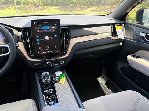 New 2026 Volvo XC60 B5 Plus w/ Protection Package Premier image 13