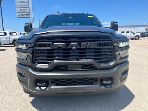 Used 2025 RAM 3500 Tradesman AWD/4WD image 2