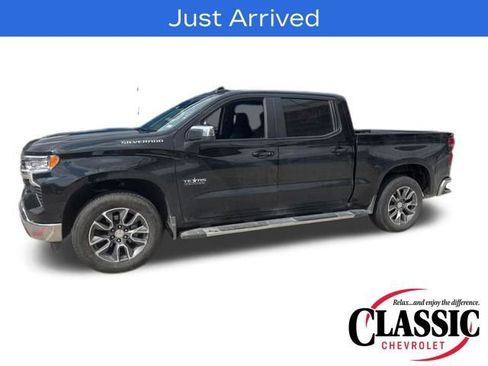 Used 2025 Chevrolet Silverado 1500 LT image 11