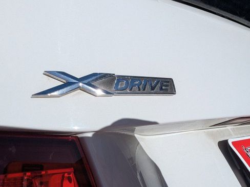 Used 2015 BMW 328i xDrive Sedan AWD/4WD image 29