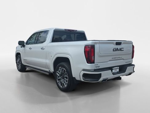 Used 2023 GMC Sierra 1500 Denali Ultimate AWD/4WD image 3