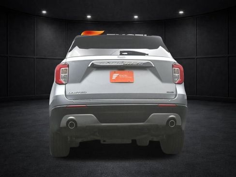 Used 2020 Ford Explorer Limited w/ Hybrid Equipment Group 310A image 34