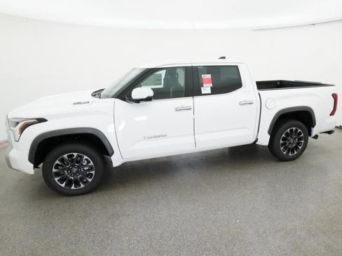 New 2026 Toyota Tundra Limited AWD/4WD image 2
