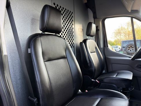 Used 2022 Ford Transit 250 148 High Roof Extended w/ Load Area Protection Package image 11