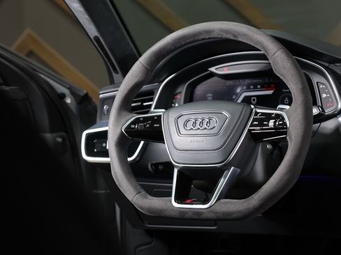 Used 2025 Audi RS 6 performance w/ Blue RS Design Package Plus image 44