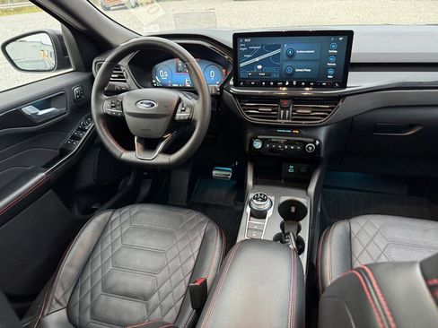 Used 2023 Ford Escape ST-Line Elite w/ Premium Technology Package image 16