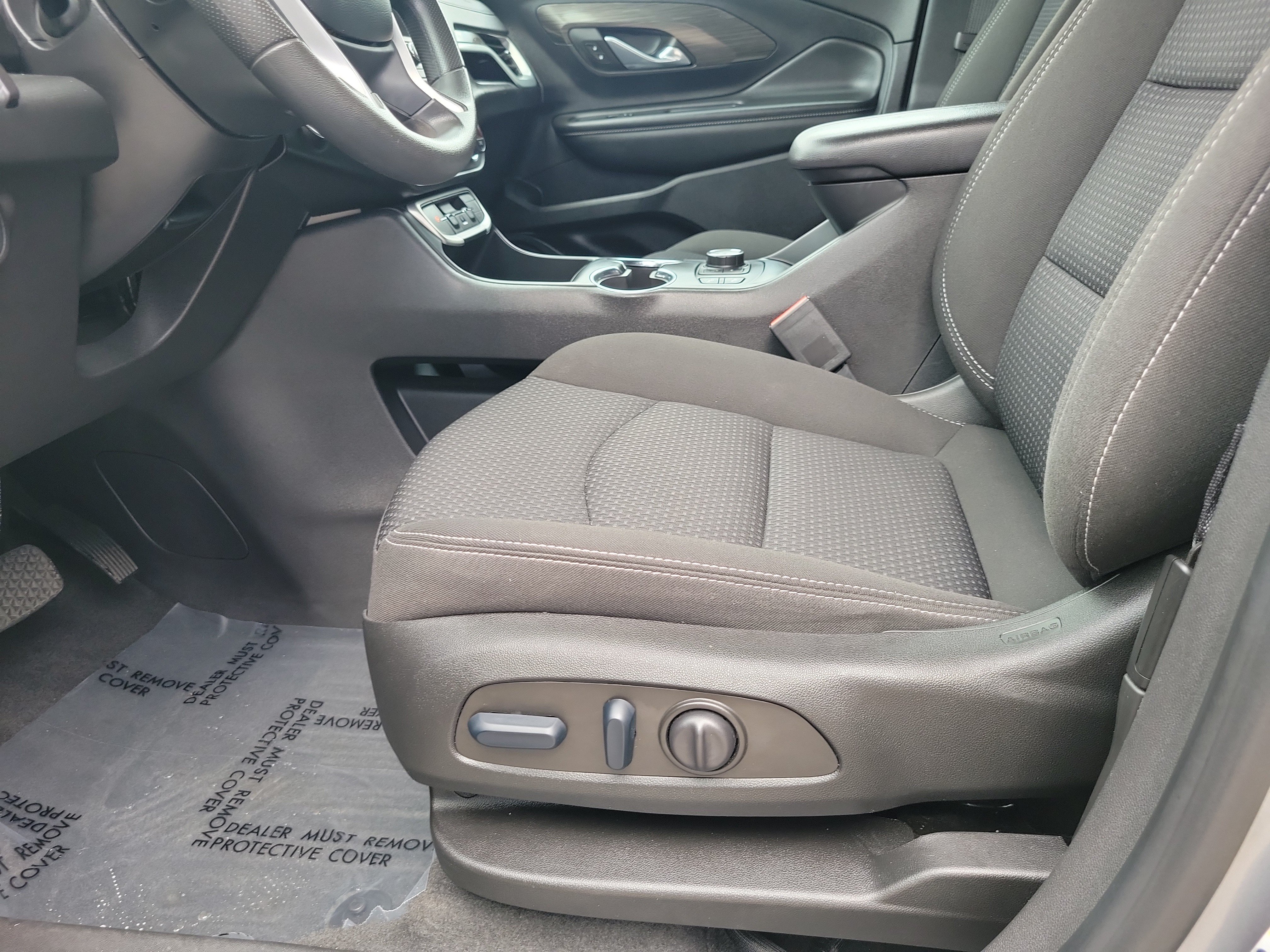 Used 2023 GMC Terrain SLE w/ Driver Convenience Package FWD image 12
