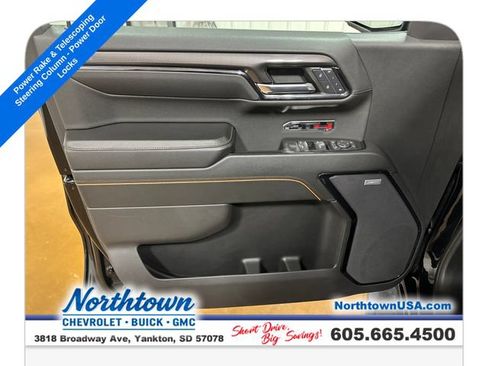 Used 2024 GMC Sierra 1500 AT4 w/ Technology Package AWD/4WD image 11