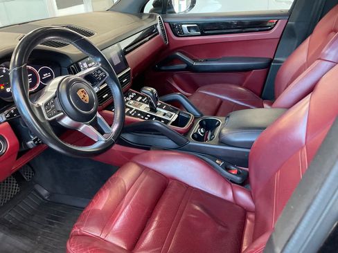 Used 2019 Porsche Cayenne AWD/4WD image 9