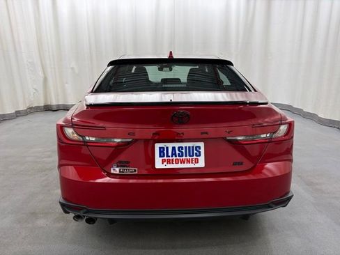 Used 2025 Toyota Camry SE w/ Multimedia Upgrade Package AWD/4WD image 5