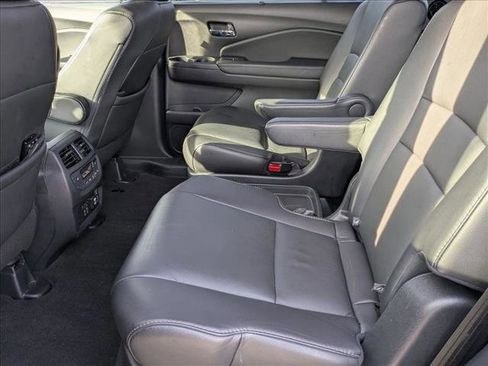 Used 2019 Honda Pilot Touring image 21