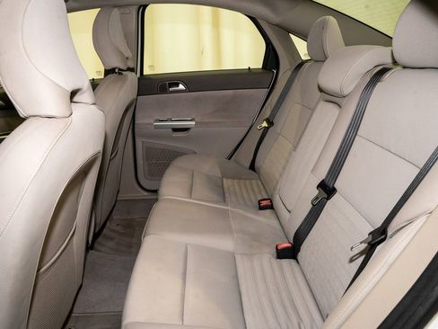 Used 2011 Volvo S40 T5 image 7