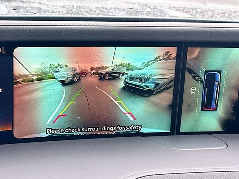 New 2026 Lincoln Nautilus Premier image 23