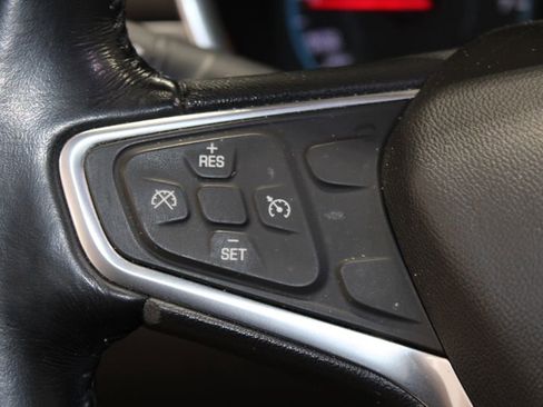 Used 2018 Chevrolet Equinox LT AWD/4WD image 14