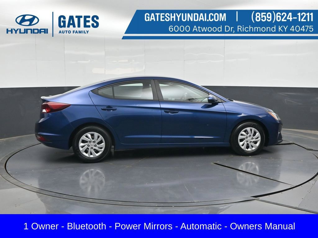 Used 2019 Hyundai Elantra SE FWD image 3