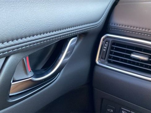 New 2025 MAZDA CX-5 AWD 2.5 S w/ Preferred Package image 18