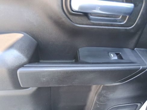 Used 2022 Chevrolet Silverado 1500 LT image 20