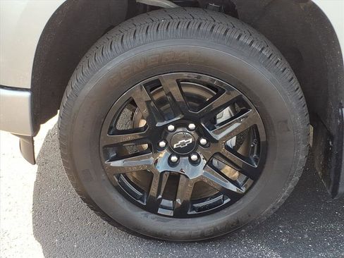 Used 2023 Chevrolet Silverado 1500 RST w/ Z71 Off-Road Package image 30