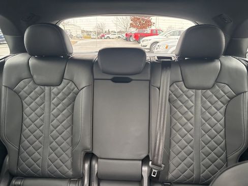 Used 2024 Audi SQ5 Premium Plus image 33