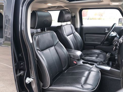Used 2009 HUMMER H3T Alpha image 27