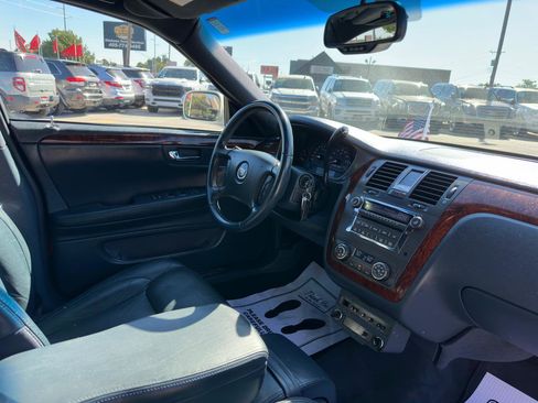 Used 2009 Cadillac DTS Limousine FWD image 12