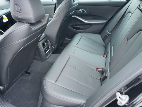 Used 2026 BMW 330i Sedan w/ M Sport Package RWD image 20