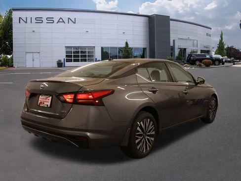 New 2026 Nissan Altima 2.5 SV AWD/4WD image 3