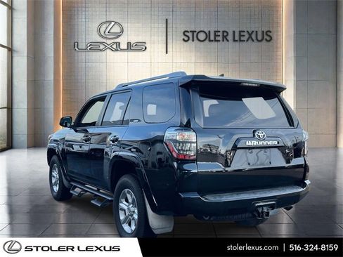 Used 2018 Toyota 4Runner SR5 image 7