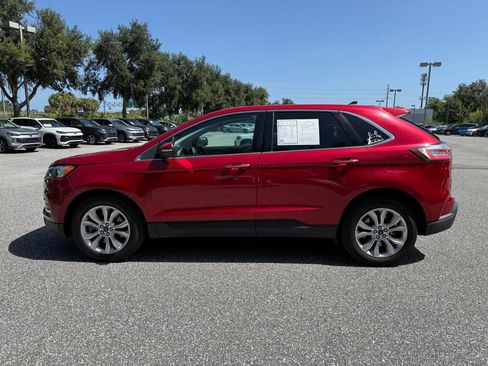 Used 2022 Ford Edge Titanium AWD/4WD image 16