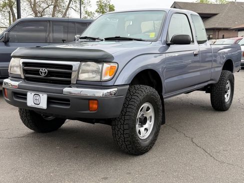 Used 1998 Toyota Tacoma 4x4 Xtracab image 4