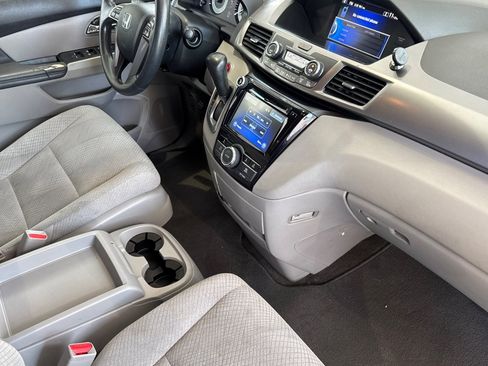 Used 2014 Honda Odyssey EX image 20