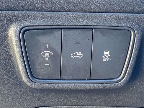 Certified 2023 Hyundai Santa Cruz SEL image 30