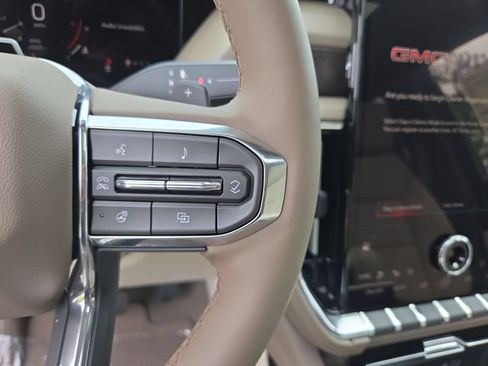 New 2026 GMC Yukon Denali w/ Denali Reserve Package AWD/4WD image 28