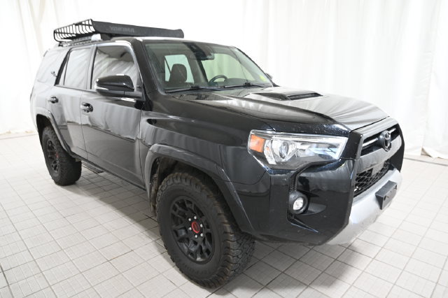 Used 2023 Toyota 4Runner TRD Off-Road Premium w/ Moonroof Package AWD/4WD image 16