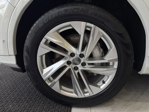 Used 2020 Audi Q7 3.0T Premium Plus image 7