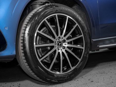 Certified 2026 Mercedes-Benz GLS 450 4MATIC image 10