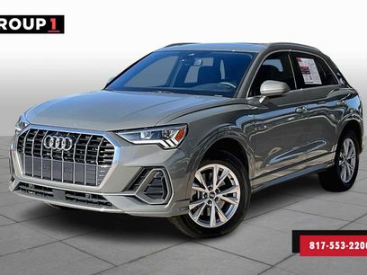 Certified 2025 Audi Q3 2.0T Premium w/ Convenience Package