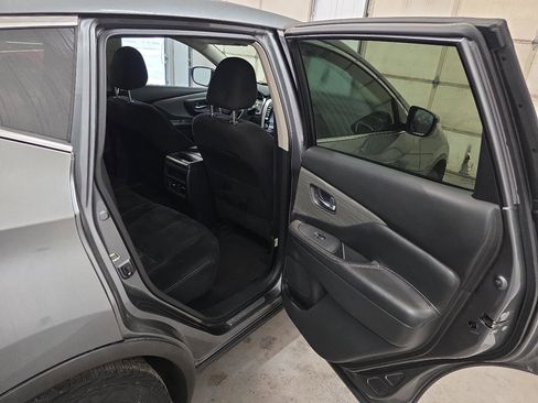 Used 2015 Nissan Murano S w/ Navigation Package image 40